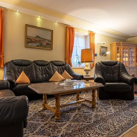 Holiday home Haus-sturmschwalbe