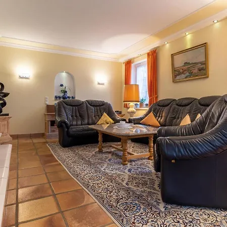 Holiday home Haus-sturmschwalbe *