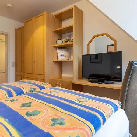 Holiday home Haus-sturmschwalbe Sankt Peter-Ording