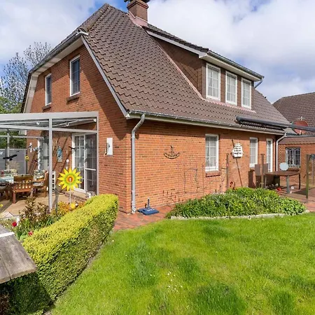 Holiday home Haus-sturmschwalbe